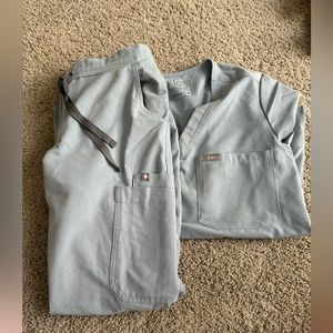 Figs scrub set light gray/light bluish color, XS top and bottom